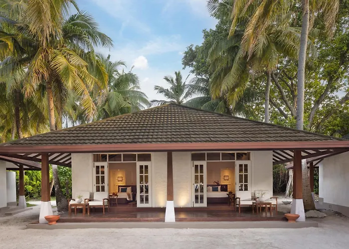 Adaaran Select Meedhupparu - Complimentary Stay For 1 Child For Stays Between April 2025 To September 2025