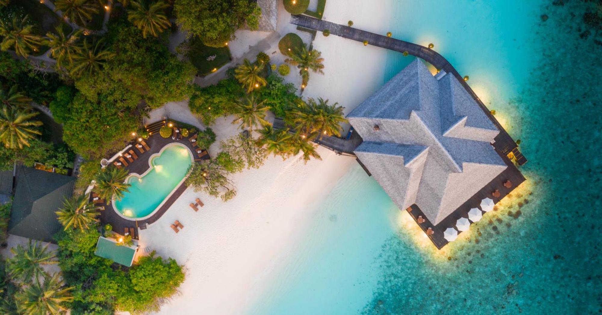 Adaaran Select Meedhupparu - Complimentary For 1 Child For Between April 2025 To September 2025 Meedhoo (Raa Atoll)