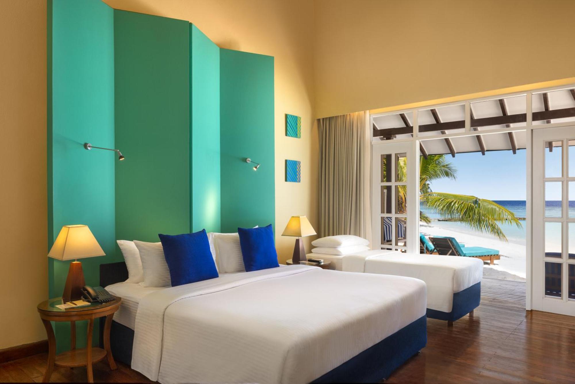 Adaaran Select Meedhupparu - Complimentary For 1 Child For Between April 2025 To September 2025 Resort 5*