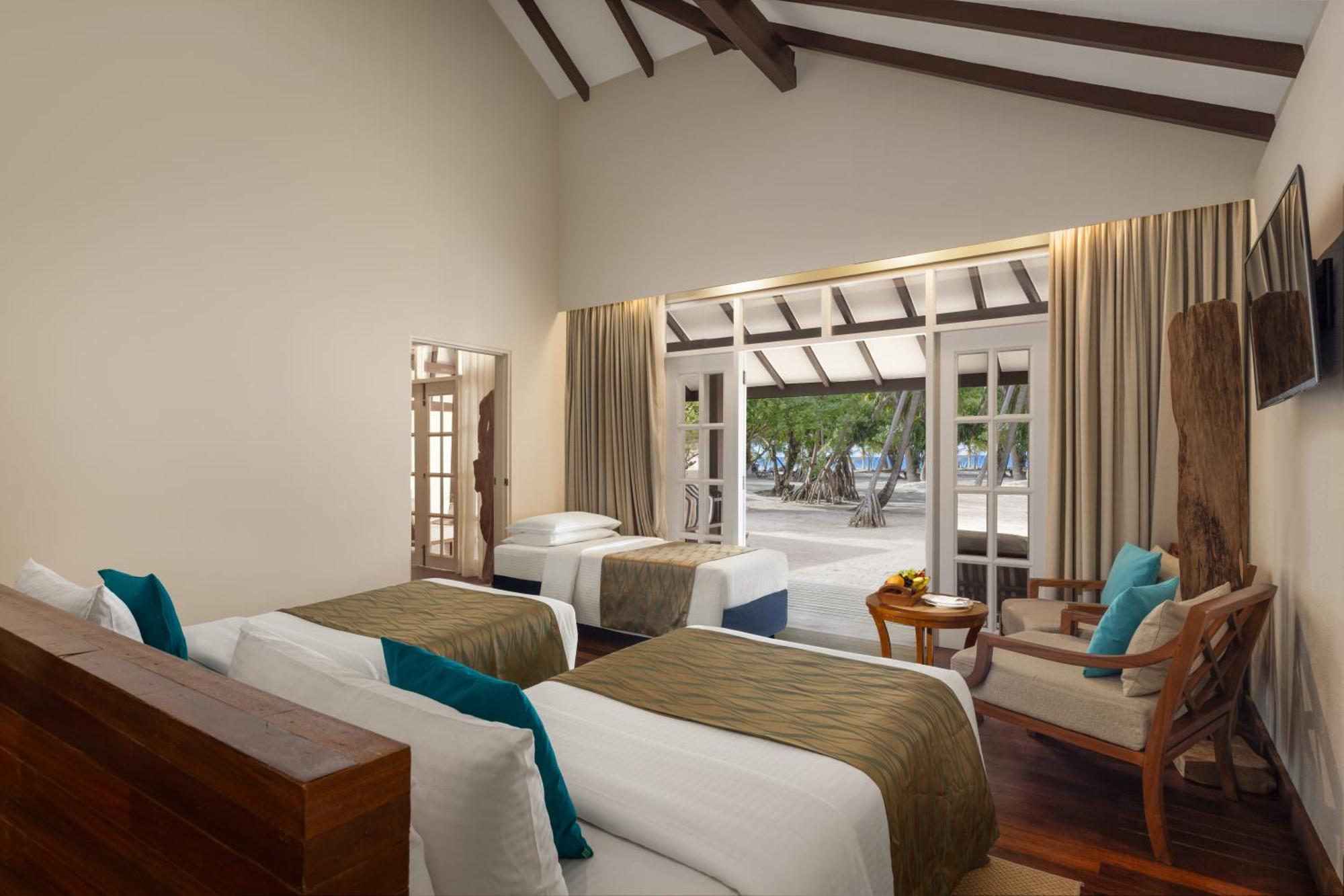 Resort Adaaran Select Meedhupparu - Complimentary For 1 Child For Between April 2025 To September 2025