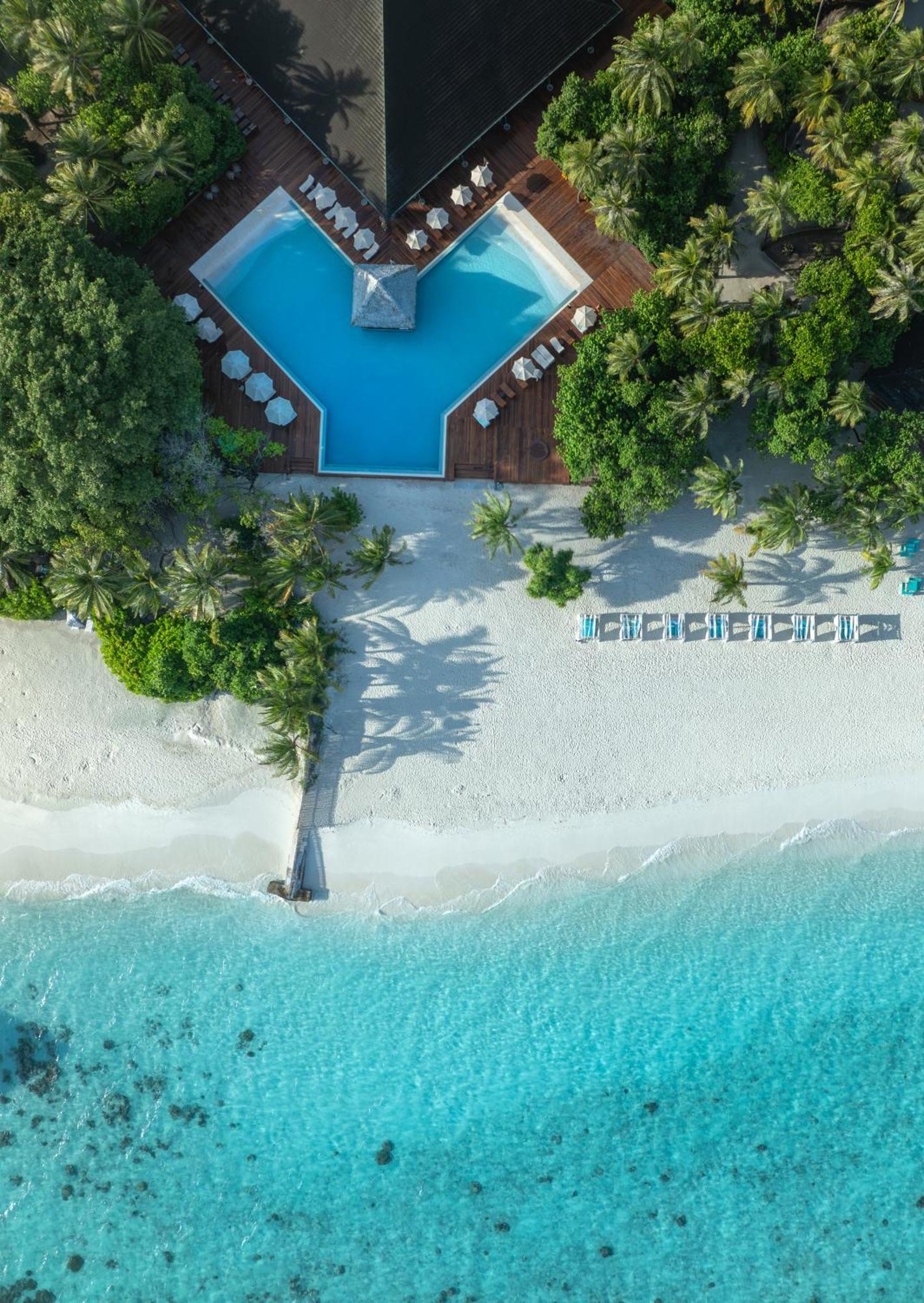 Adaaran Select Meedhupparu - Complimentary For 1 Child For Between April 2025 To September 2025 Meedhoo (Raa Atoll)