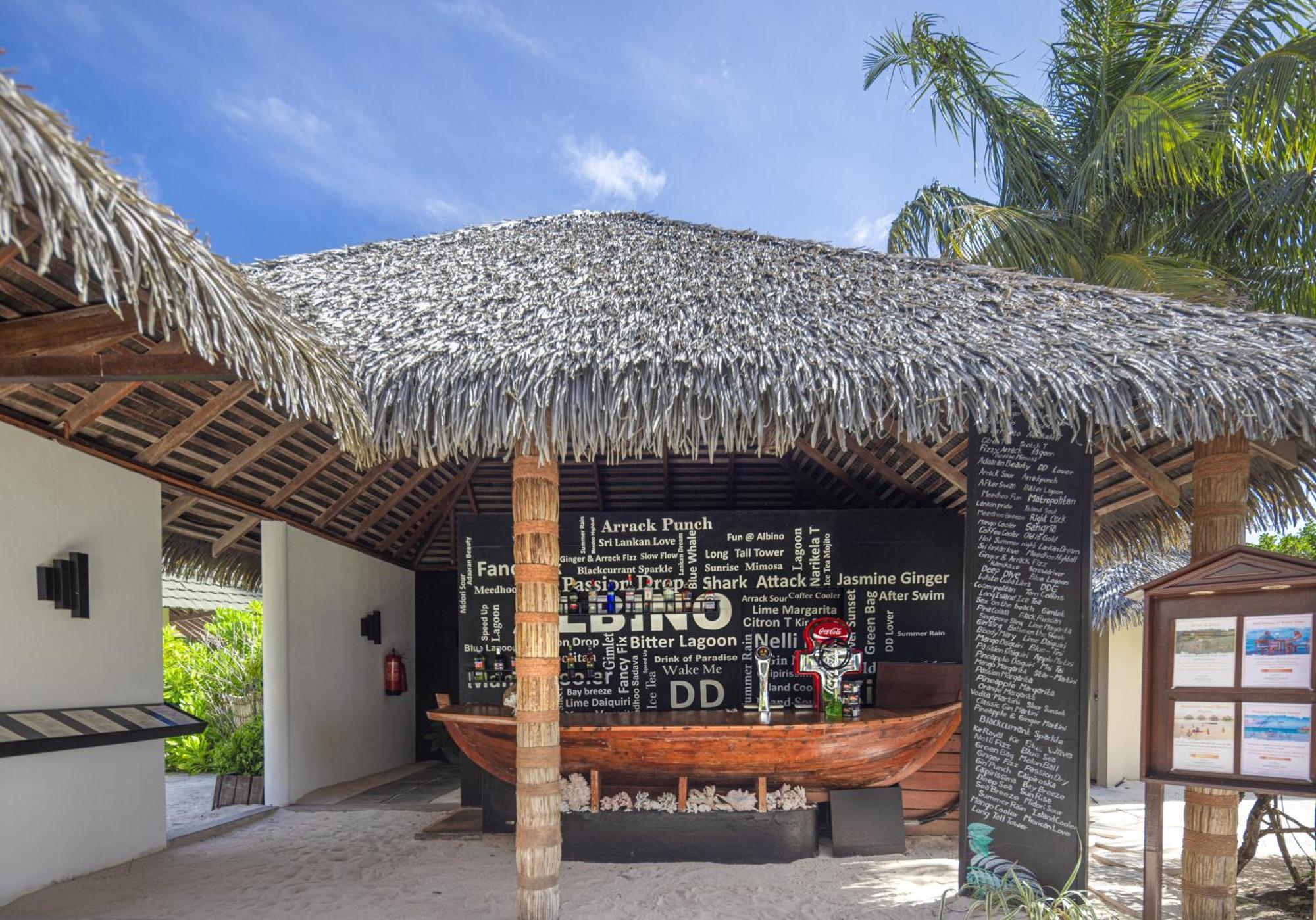 Resort Adaaran Select Meedhupparu - Complimentary For 1 Child For Between April 2025 To September 2025